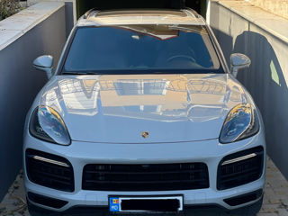 Porsche Cayenne foto 2