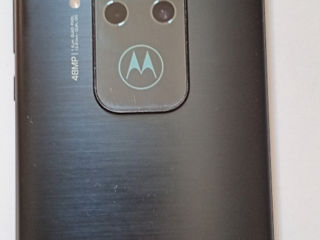 Motorola ONE ZOM 4ram / 128g.