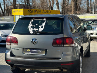 Volkswagen Touareg foto 4