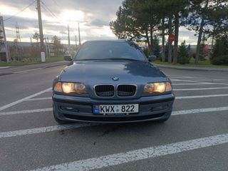 BMW 3 Series foto 8