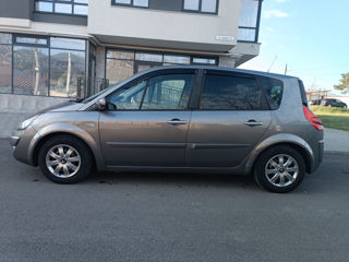 Renault Scenic foto 2