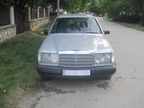 Mercedes Series (W124) foto 5