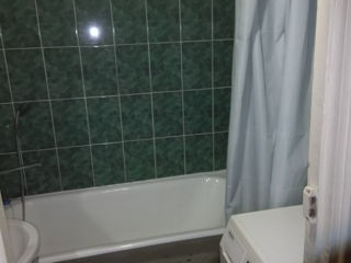 Apartament cu 2 camere, 56 m², Botanica, Chișinău foto 3