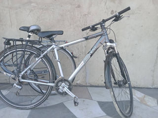 Vindem 2 biciclete,firma Raleigh Pt dame 8 viteze-4200 lei, Bărbați 27viteze-4500 lei foto 9