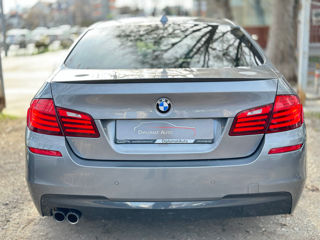 BMW 5 Series foto 6