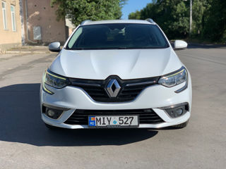 Renault Megane foto 2