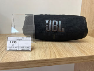 JBL Charge 5