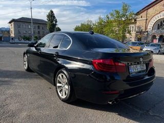 BMW 5 Series foto 4