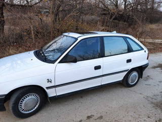 Opel Astra foto 2