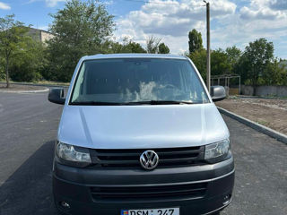 Volkswagen T5-long