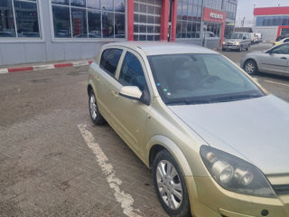 Opel Astra foto 3