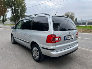 Volkswagen Sharan foto 3