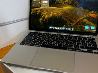 MacBook Air 2020 foto 1