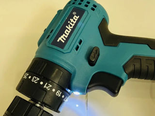 Шуруповерт бесщеточный 36V Makita foto 3