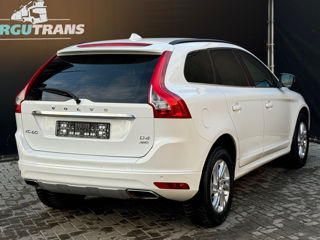 Volvo XC60 foto 4