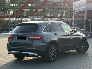 Mercedes GLC foto 4