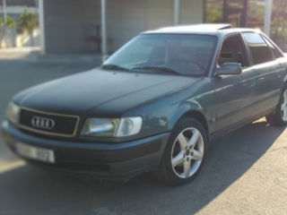 Audi 100