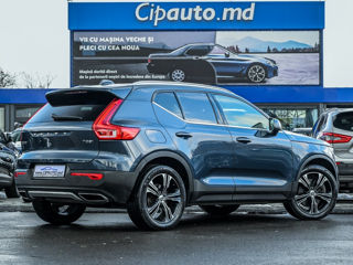 Volvo XC40 foto 2