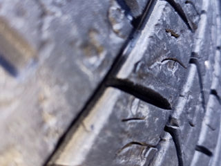 R16 205/60 Goodyear 4 buc foto 2