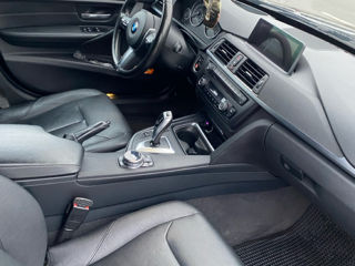 BMW 3 Series foto 7