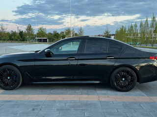 BMW 5 Series foto 3