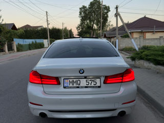 BMW 5 Series foto 6