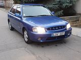 Hyundai Accent foto 10