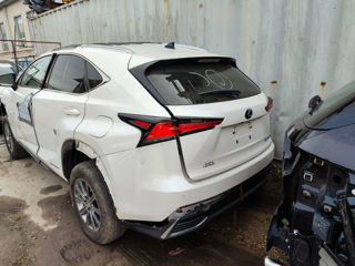 Lexus NX dezmembrare foto 2