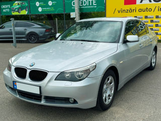 BMW 5 Series foto 3