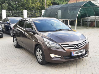 Hyundai Solaris foto 3