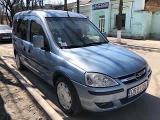 Opel Combo foto 1