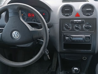 Volkswagen Caddy foto 6