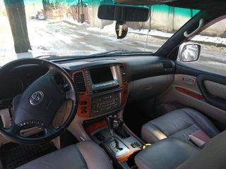 Toyota Land Cruiser foto 2