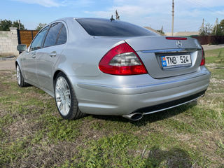 Mercedes E-Class foto 5