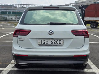 Volkswagen Touareg foto 5