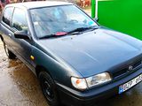 Nissan Sunny foto 6