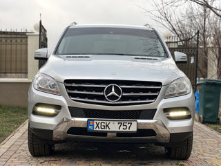 Mercedes M-Class foto 2