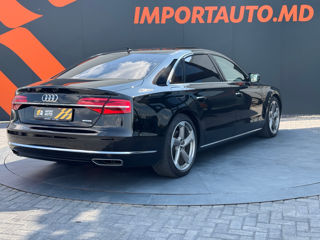 Audi A8 foto 6