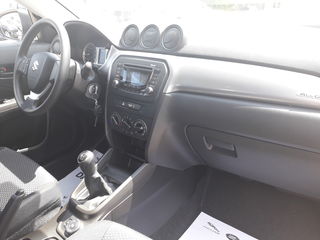 Suzuki Vitara foto 9