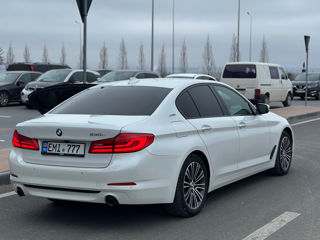 BMW 5 Series foto 6