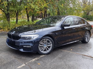 BMW 5 Series foto 3