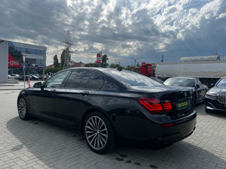 BMW 7 Series foto 4