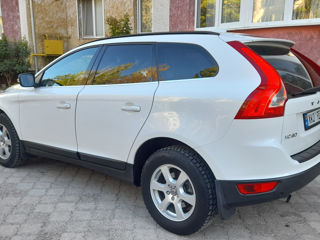 Volvo XC60 foto 4