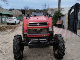 Se vinde mini-tractor Mitsubishi 26,5 cai