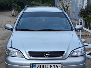 Opel Astra foto 1