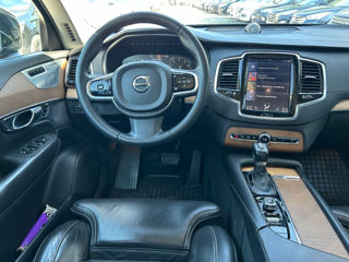 Volvo XC90 foto 8