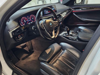 BMW 5 Series foto 2