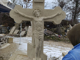 Sculpturi din piatră de Cosăuţi. фото 8