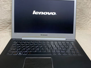 Ultrabook Lenovo (алюминевый) 13, intel Core i5 4200, 8GB RAM, 128GB SSD.