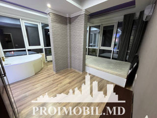 Apartament cu 2 camere, 65 m², Centru, Chișinău foto 2